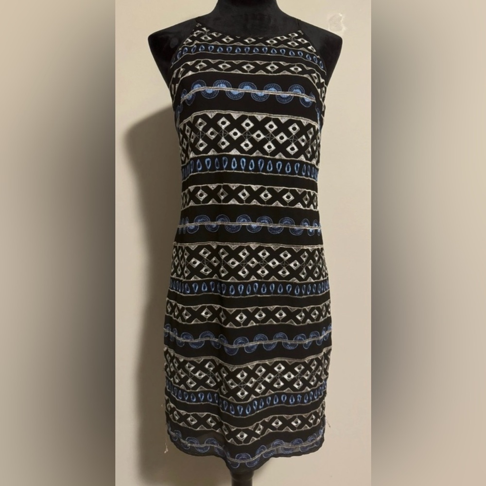 EUC White House Black Market Blue, Black and White Embroidered Dress Size Small